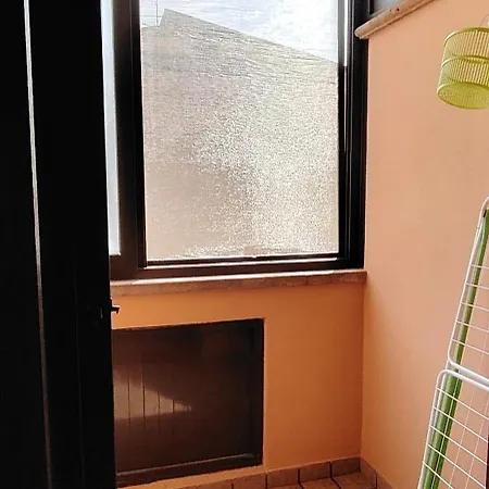A Pochi Passi Dal Mare Apartment *